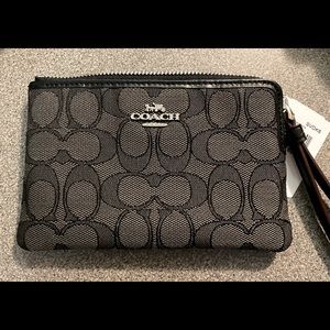 Coach Wristlet, NWT!